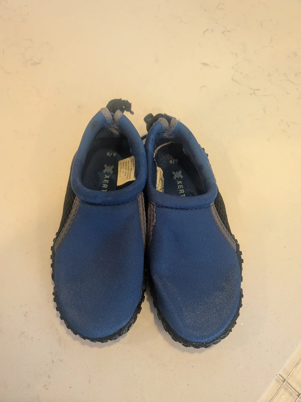 Kids Water Shoes in Blue 8/9